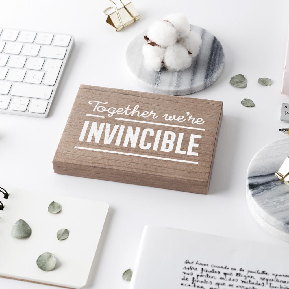 Invincible 1  - miniatura