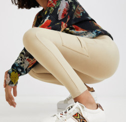 Sneaker ètnica de sola gruixuda
