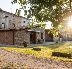 Vive una experiencia única, turismo rural para familias al Bages