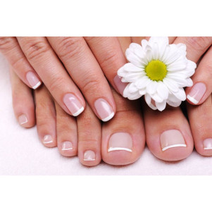 MANICURES I PEDICURES - Normals i semi permanents -