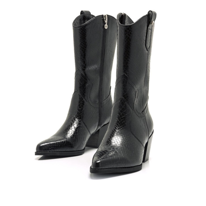 Bota campera negra 1 