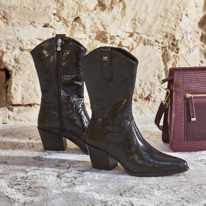 Bota campera negra 2 