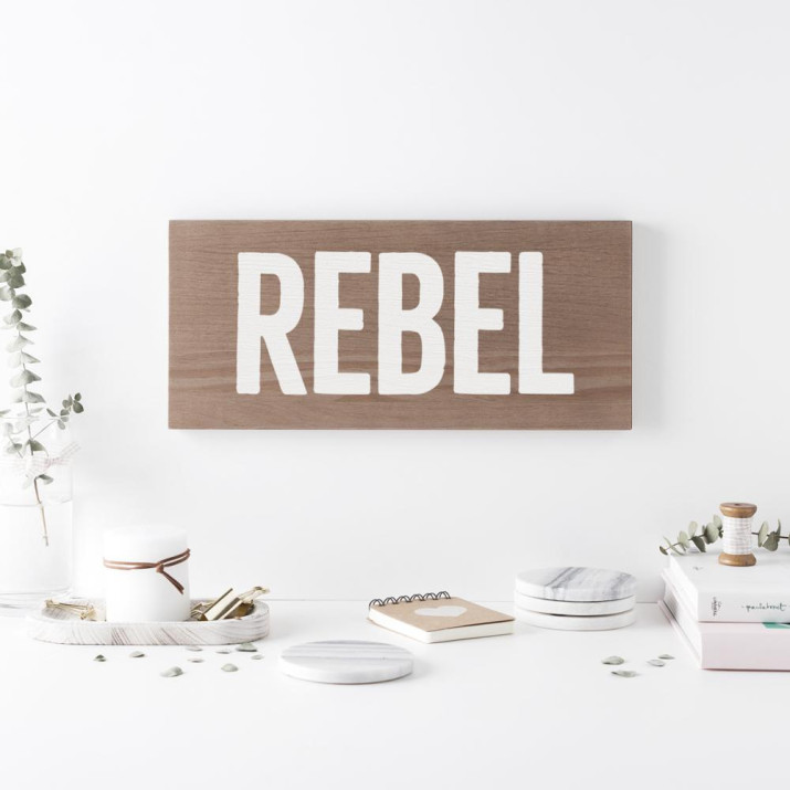 Cartell de fusta 'Rebel' 1 