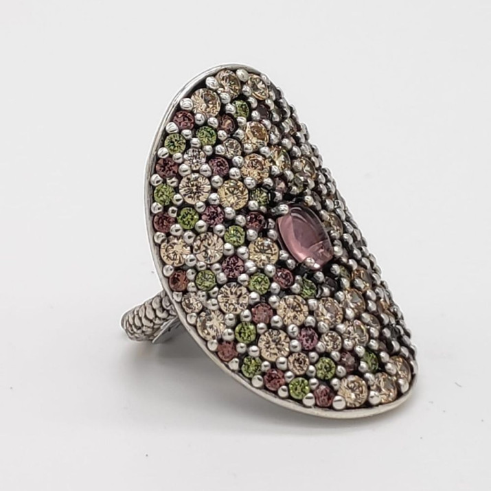 Anell de plata combinat amb pedres de colors